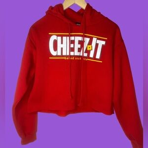 Red Cropped Cheez-It Hoodie Graphic Sweatshirt size Medium